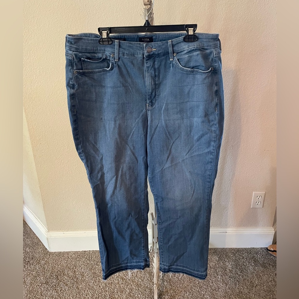 NYDJ Marilyn straight 18W raw hem